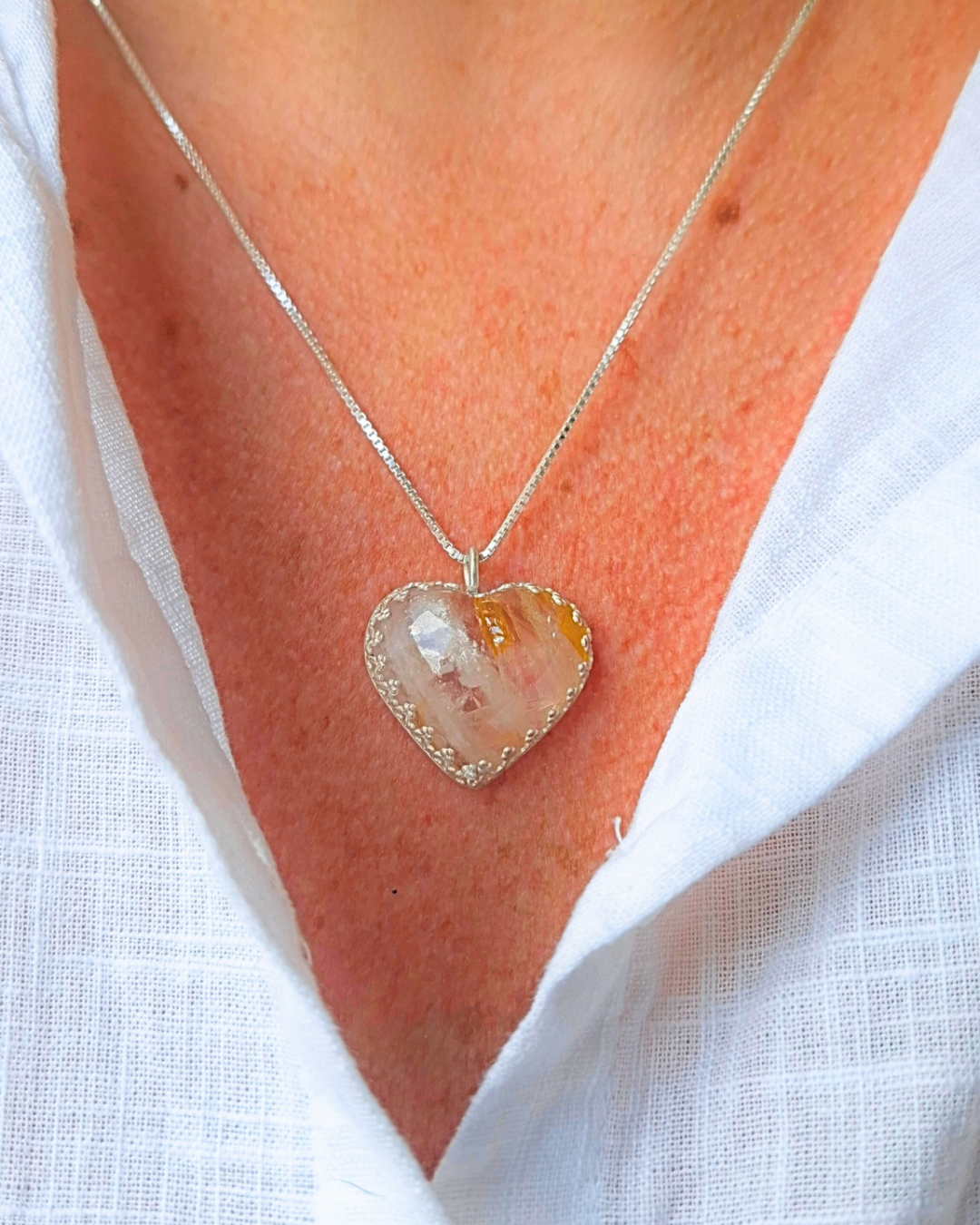 COLAR CORAÇÃO QUARTZO