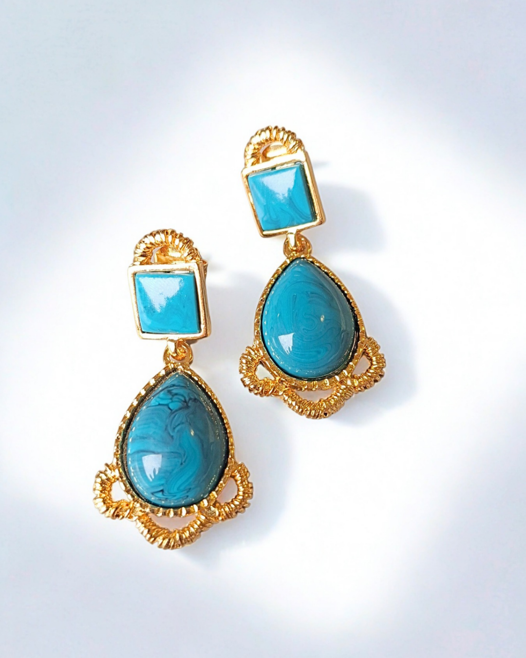 BRINCO BOHO GOTA TURQUESA