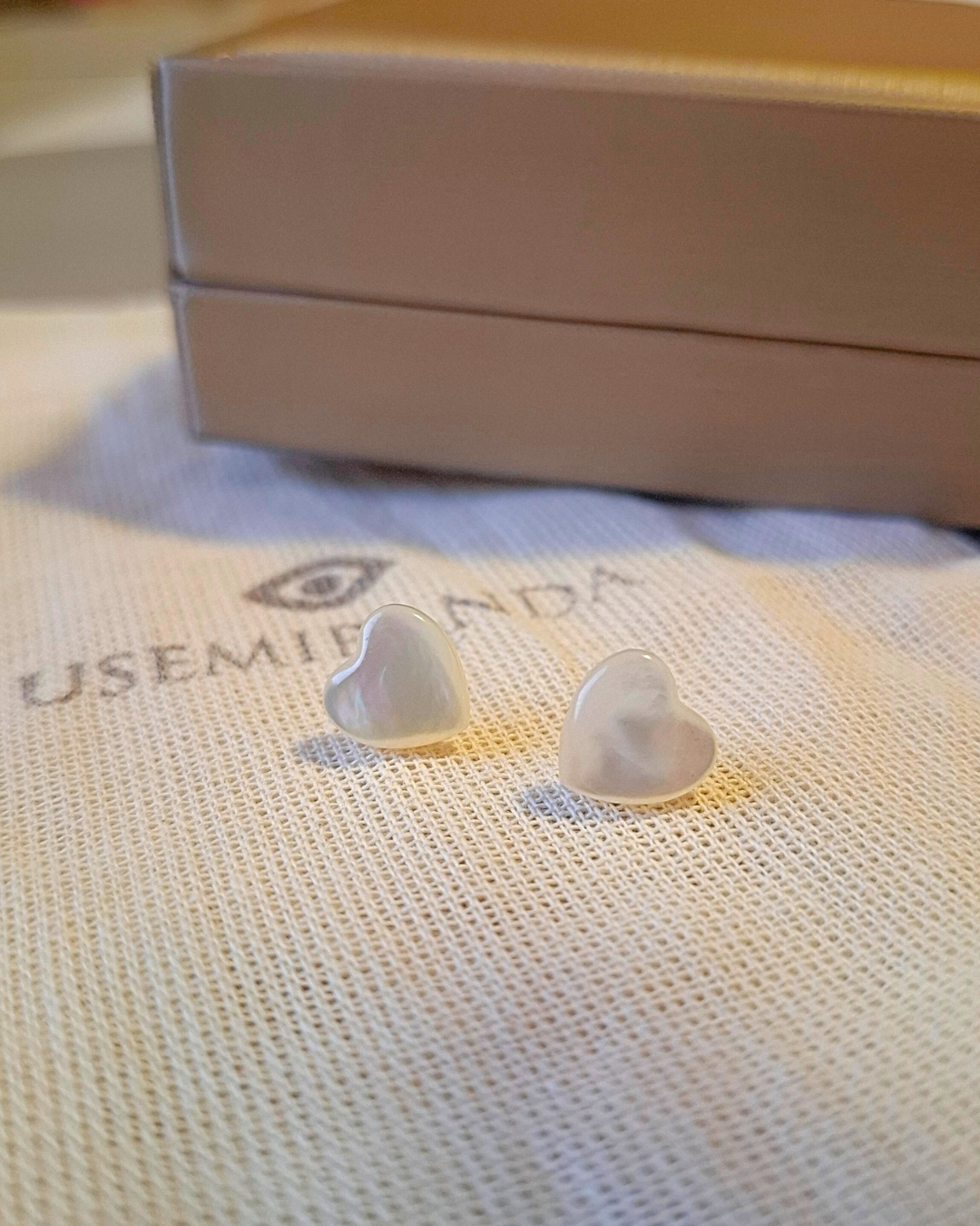 BRINCO CORAÇÃO MADREPÉROLA