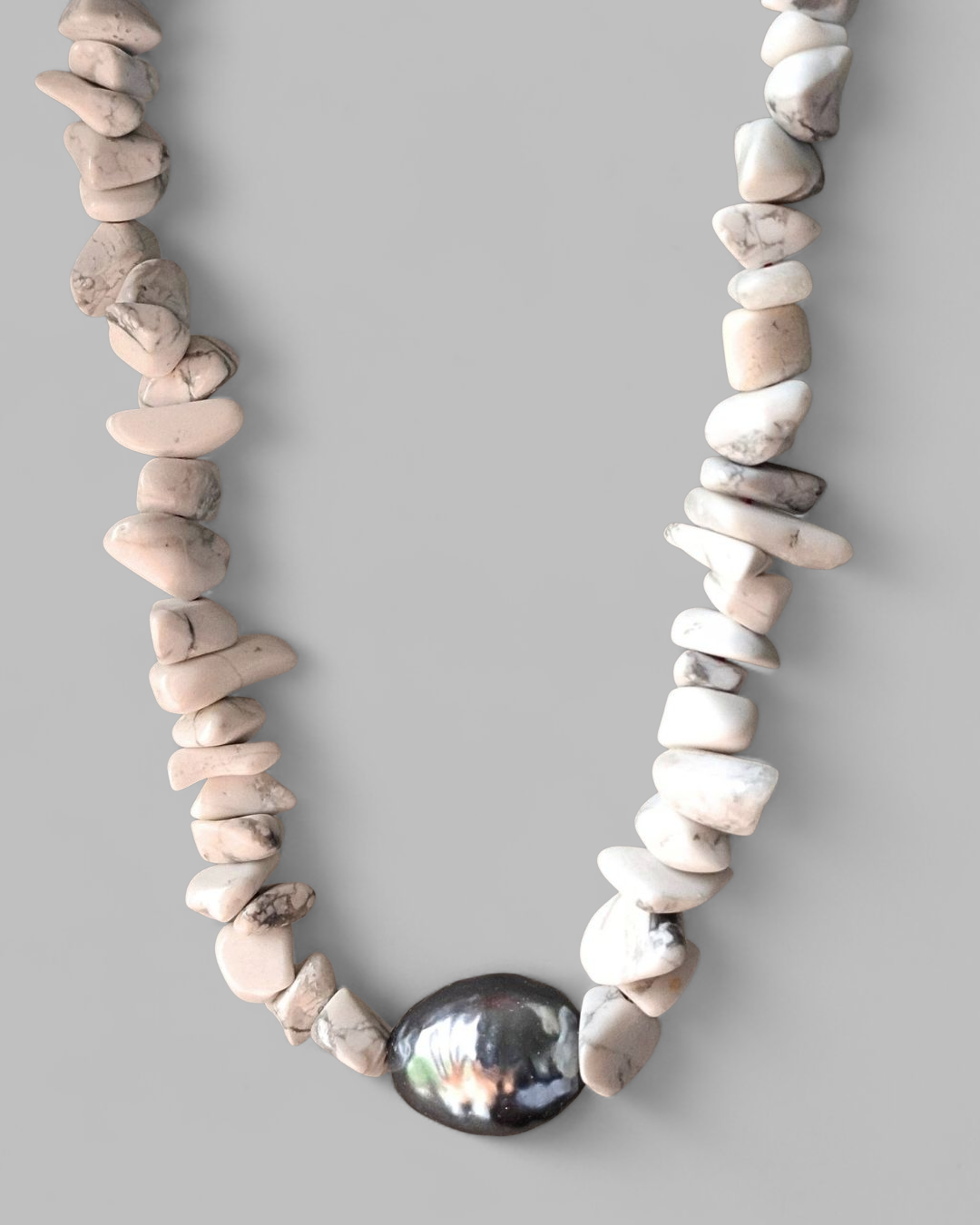 COLAR HOWLITA E PÉROLA