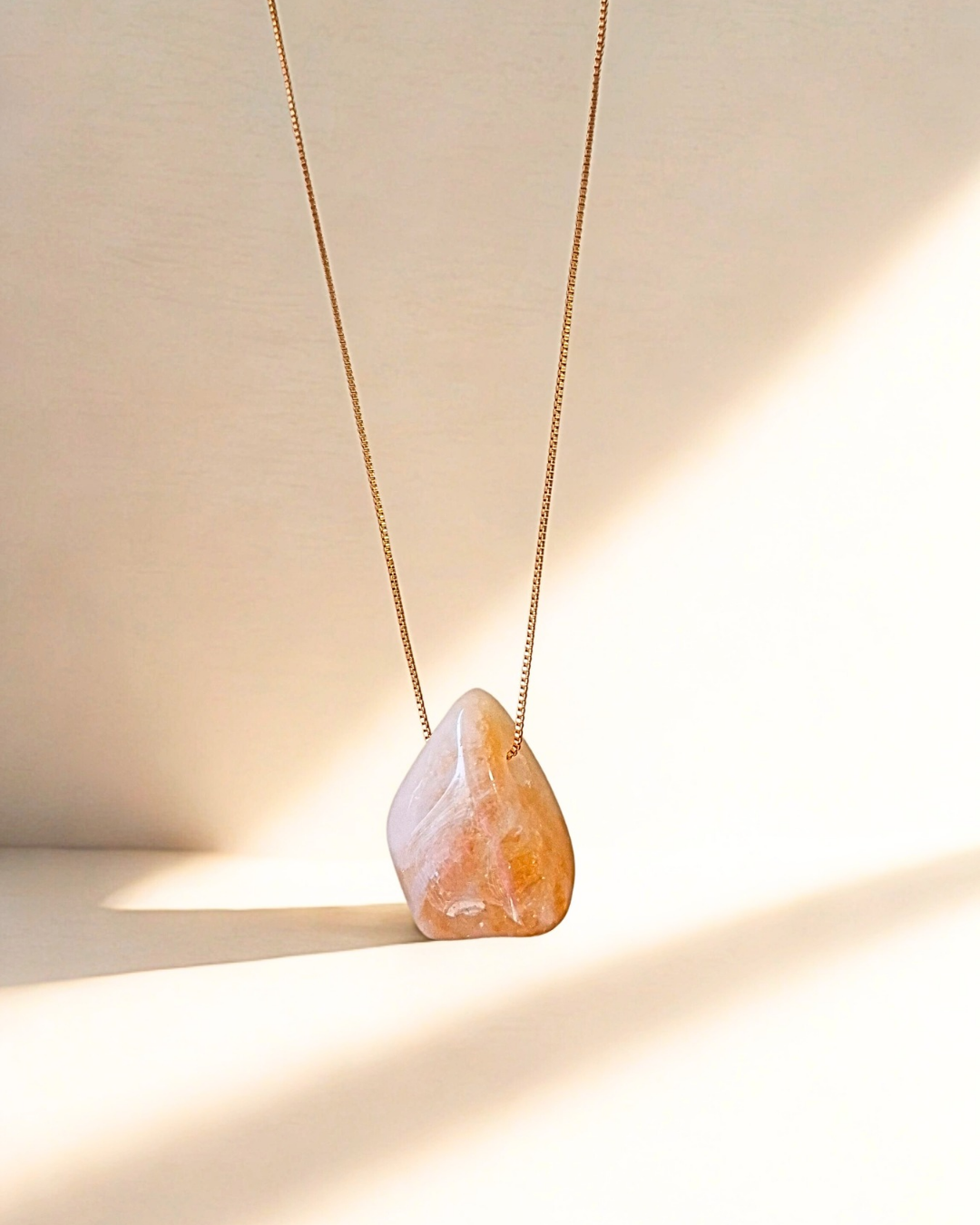 COLAR AMULETO CITRINO