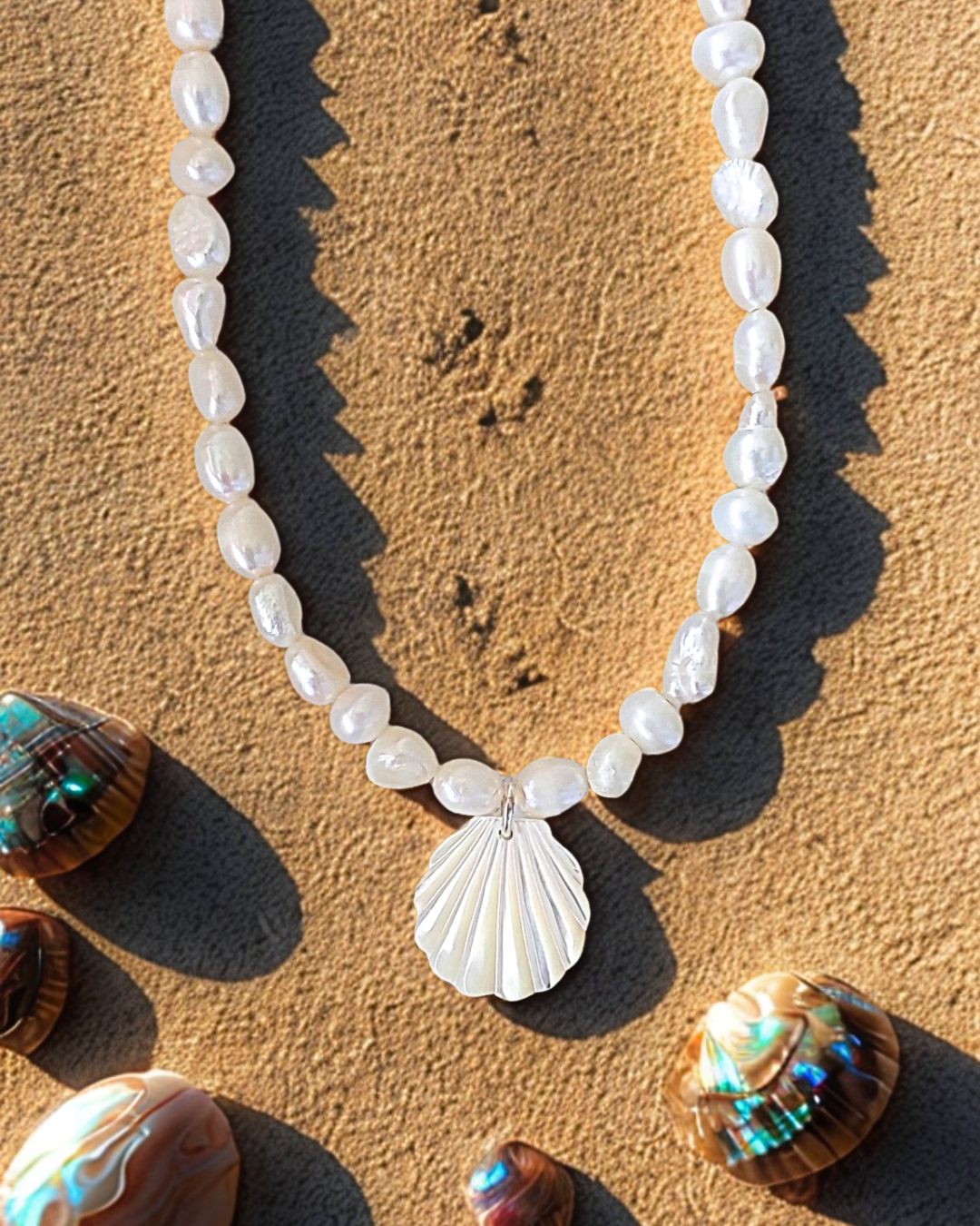 COLAR PÉROLAS CONCHA
