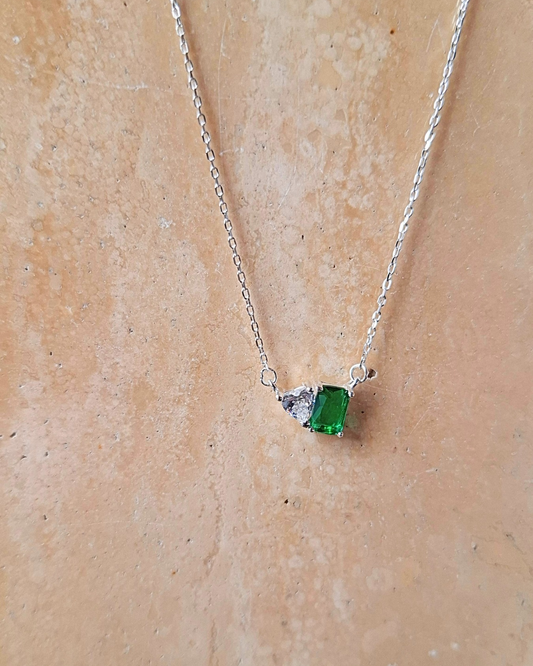 COLAR BAGUETE VERDE