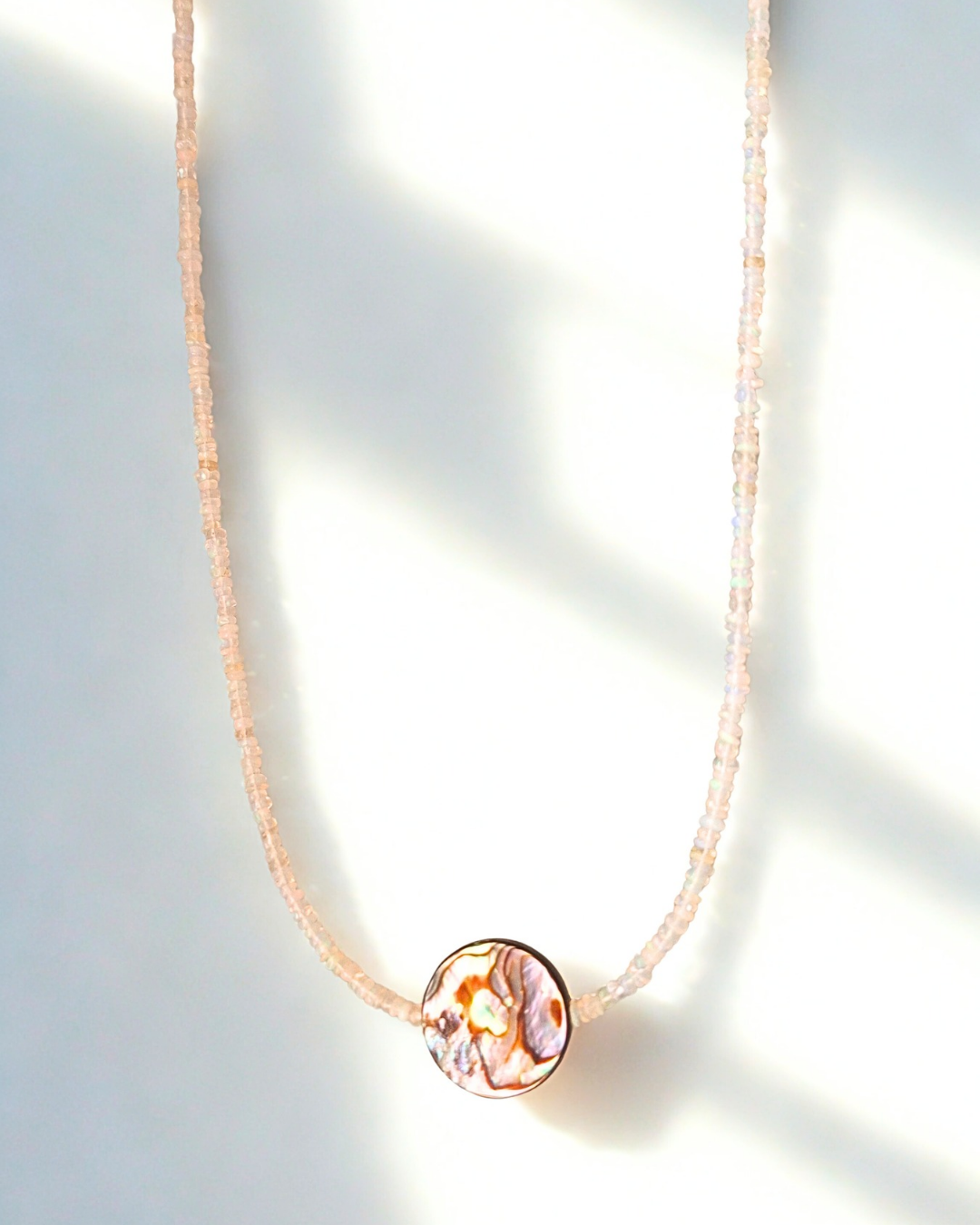 COLAR OPALA COM ABALONE