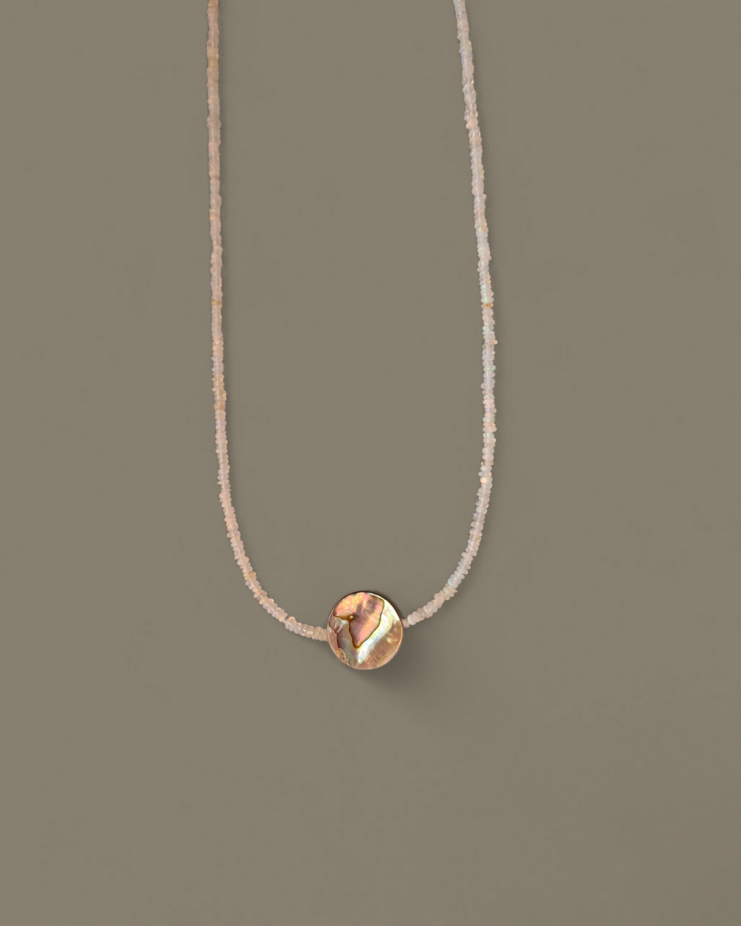 COLAR OPALA COM ABALONE