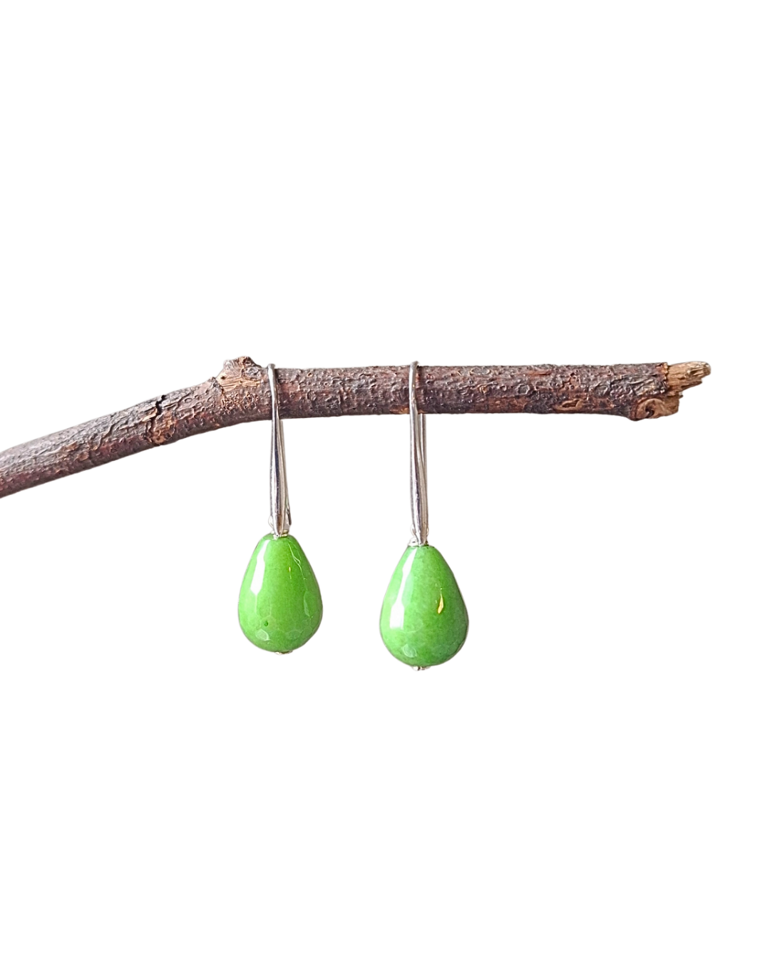 BRINCO PÉTALA JADE VERDE