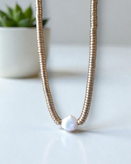 COLAR HEMATITAS DISCO E PÉROLA