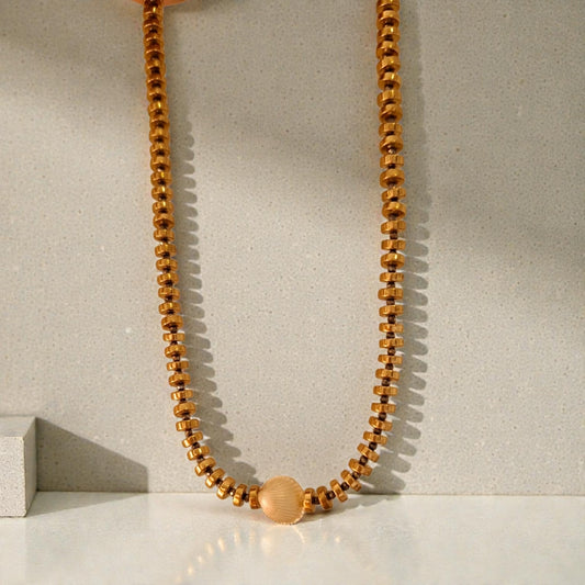 COLAR HEMATITAS CONCHA