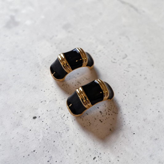 ARGOLA ESMALTADA PRETA