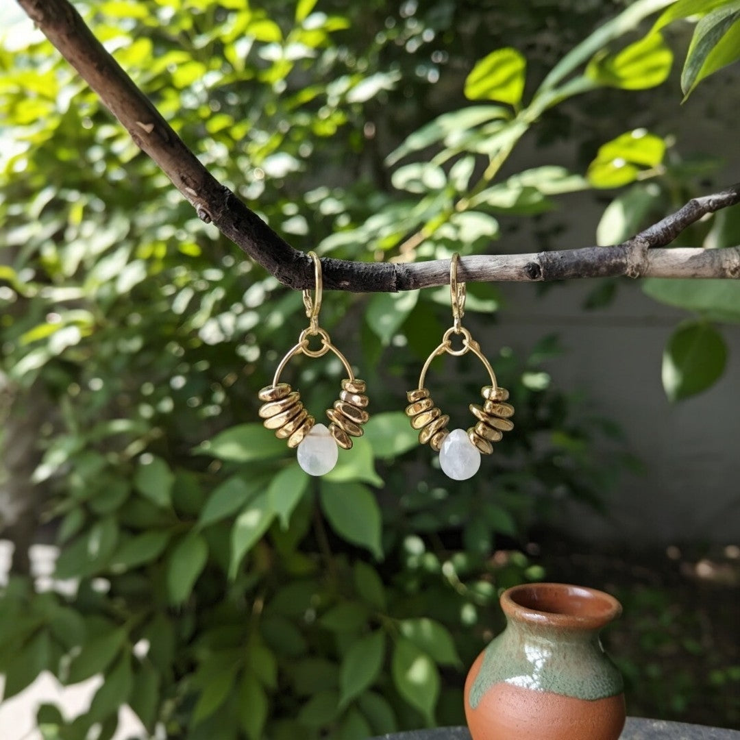 BRINCO DE HEMATITA E CRISTAL