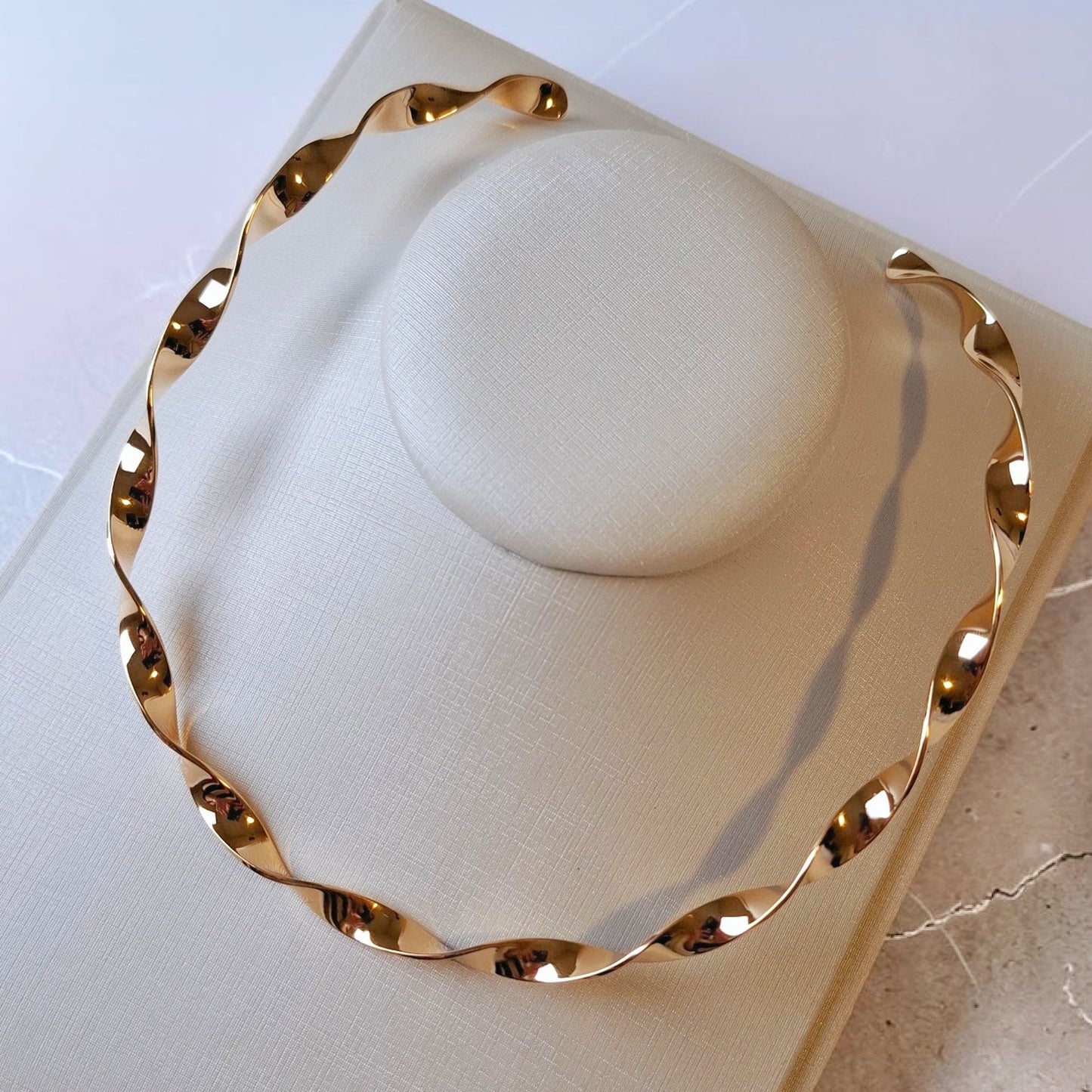 CHOKER DE ARO TWIST