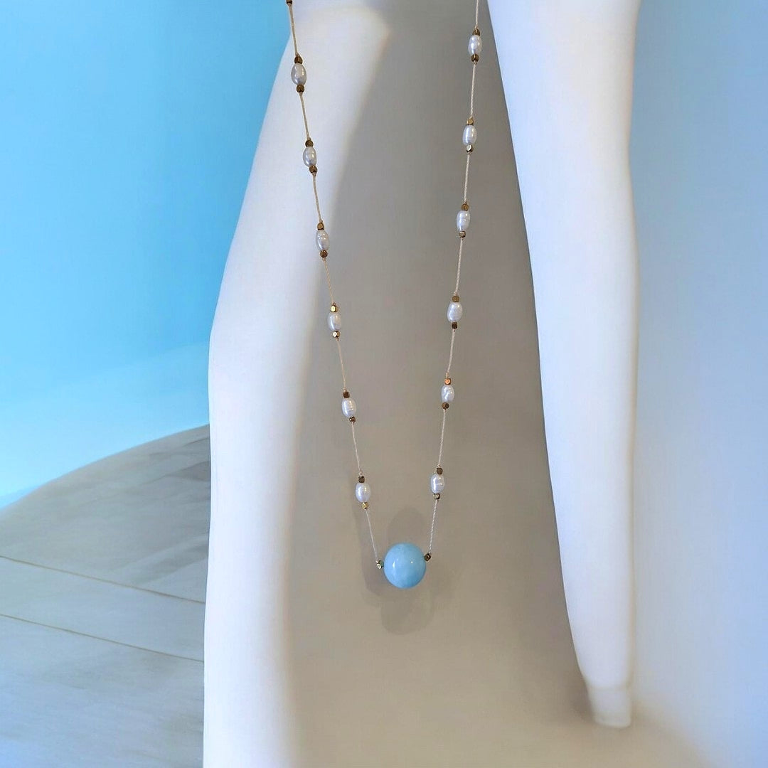 COLAR ESFERA JADE COM PÉROLAS
